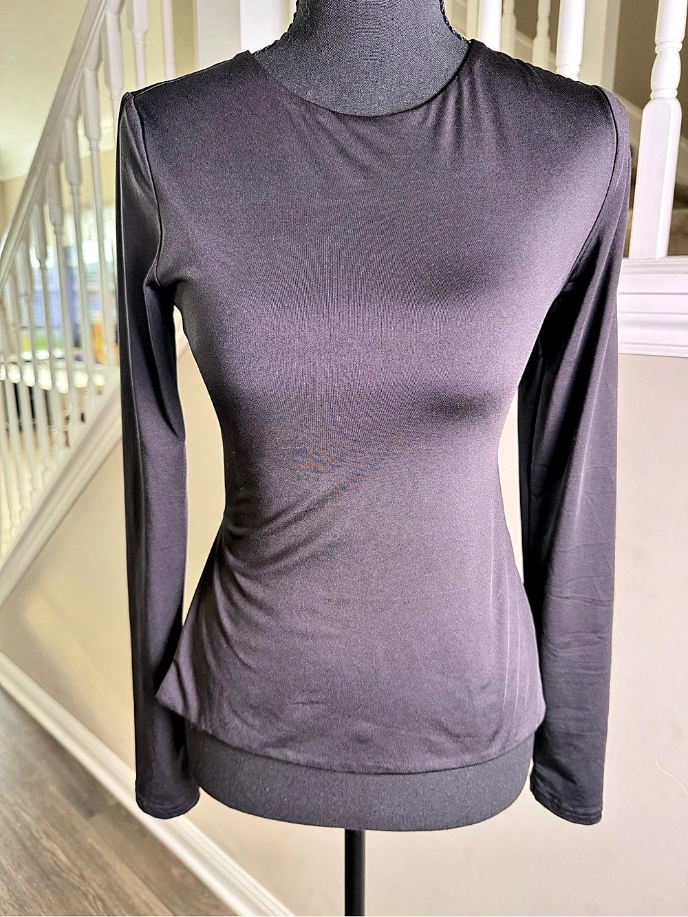 Princess Polly Ruched Long Sleeve Top in Black Size 4 Like New